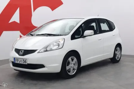 Honda Jazz 5D 1,4i Comfort i-Shift - / Lohkolämmitin / Vetokoukku / Ilmastointi /