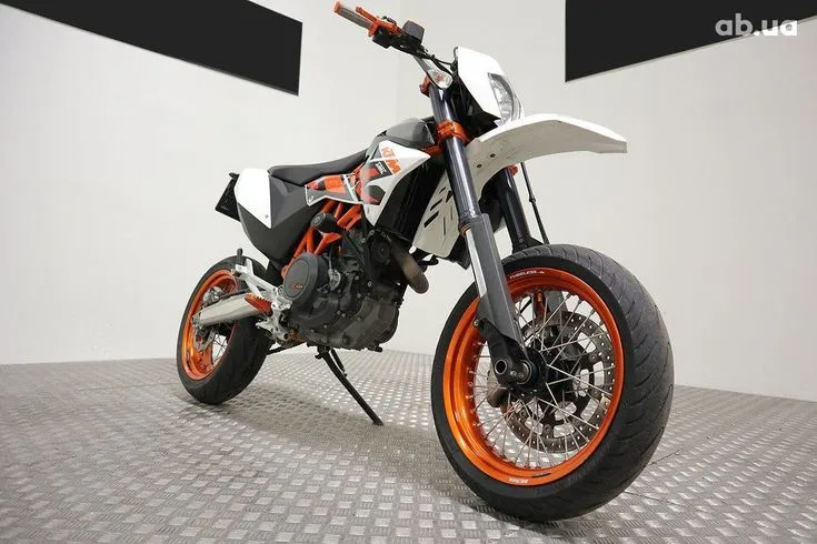 KTM 690 Image 4